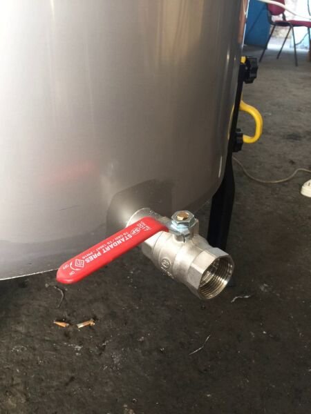 BAL SÜZME MAKİNESİ 6  SERBEST KAFA ÇERÇEVELİ, MOTORLU