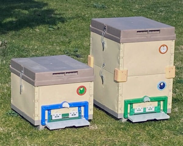 Plastik Termo Kovan İki Katlı 20 Çerçevelik 04012