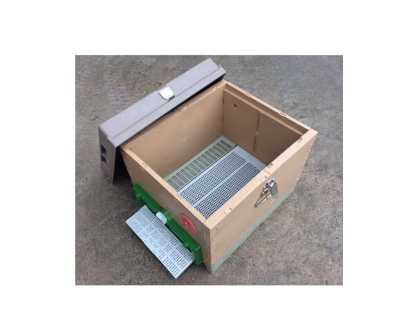 Plastik Termo Kovan İki Katlı 20 Çerçevelik 04012