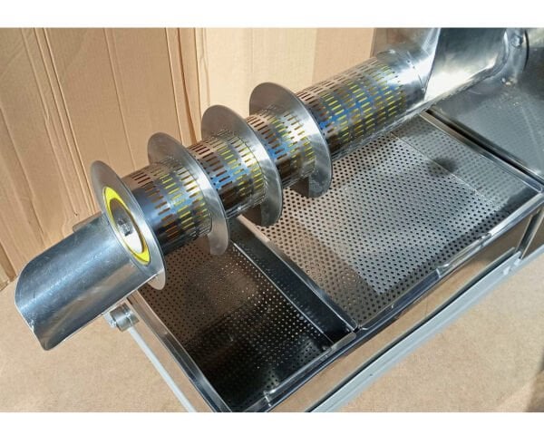 Balmumu Sıkma Presi 50 kg 220 Volt 04531
