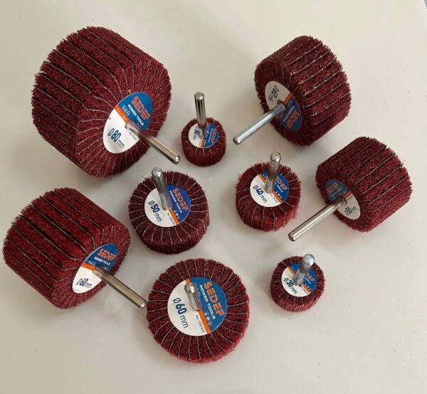 30X20mm, 1 3/16'x3/4' inches abrasive non woven combi mop wheel with 1/4 shank 10 pcs pack
