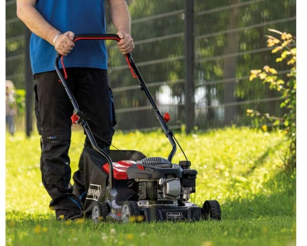 SCHEPPACH MP132-40 Benzinli Çim Biçme Makinesi